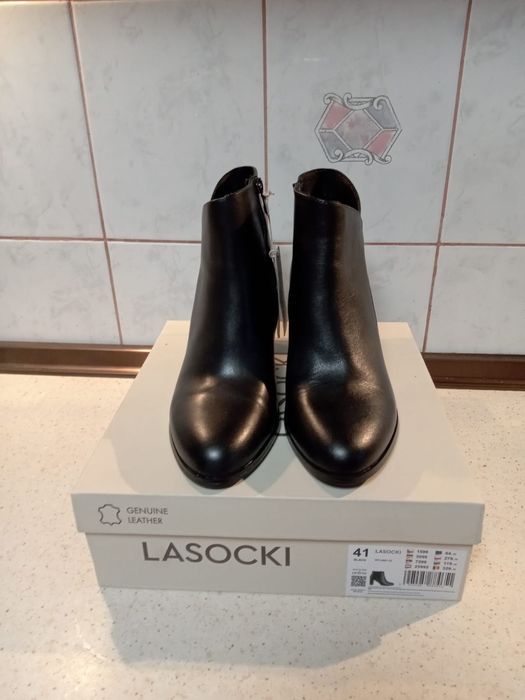 Nowa buty botki skórzane Lasocki ocieplone 41-42, skóra, czarne