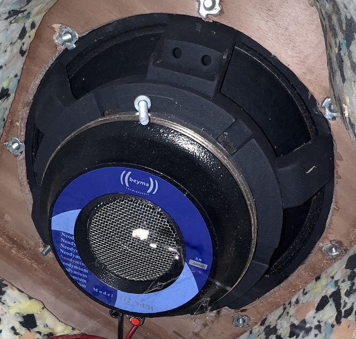 Graves 12” Altifalantes Beyma 112ND/W