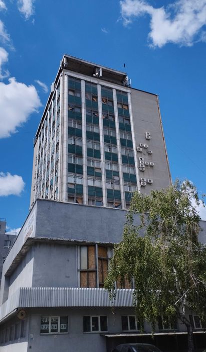 Оренда офіса з окремим входом з вулиці, біля метро Левада