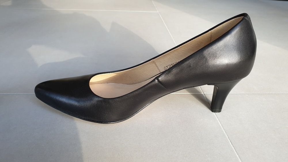 Czółenka damskie 38 Badura