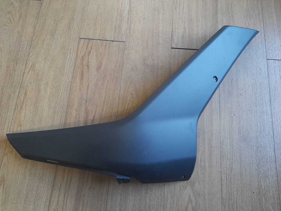 CARENAGEM TAMPA LD DRT OEM SYM CRUISYM 3 0 0