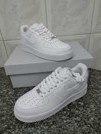 Bota Nike Air Force 1 High LV8 3 Sintra • OLX Portugal