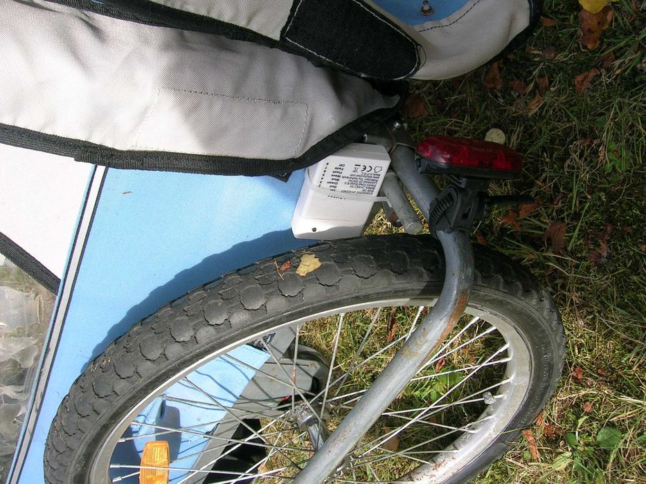 przyczepka rowerowa riksza dla dziecka ładna