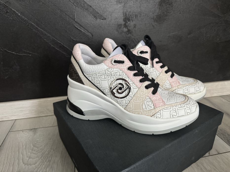 Sneakersy damskie LiuJo - 40