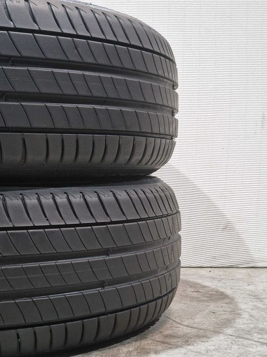 2 Pneus 215/65R16 MICHELIN Semi Novos