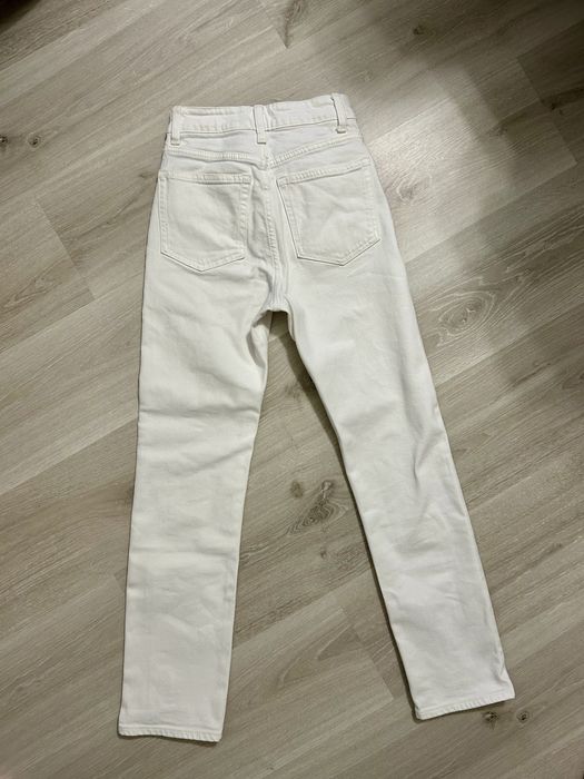Białe klasyczne jeansy H&M HM 32 XXS