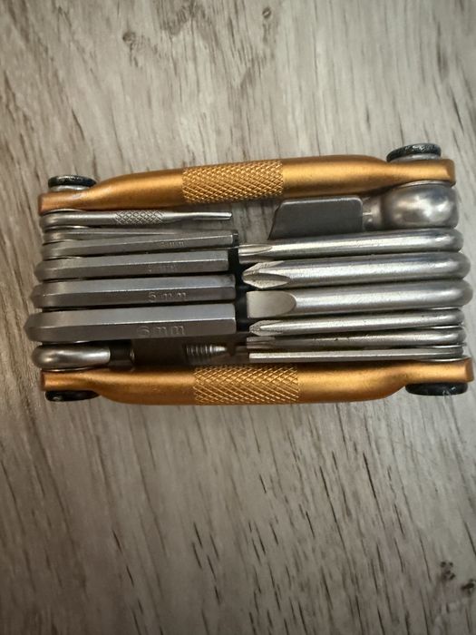 Multitool crankbrothers multi 20