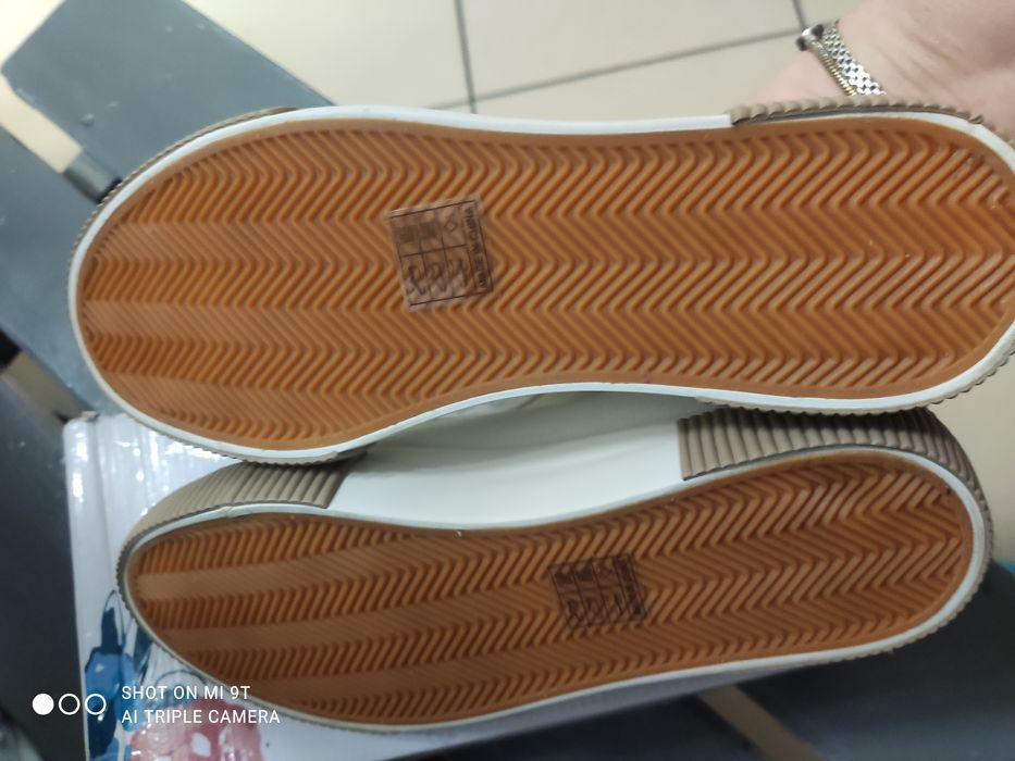 Trampki białe damskie roz 39 nowe