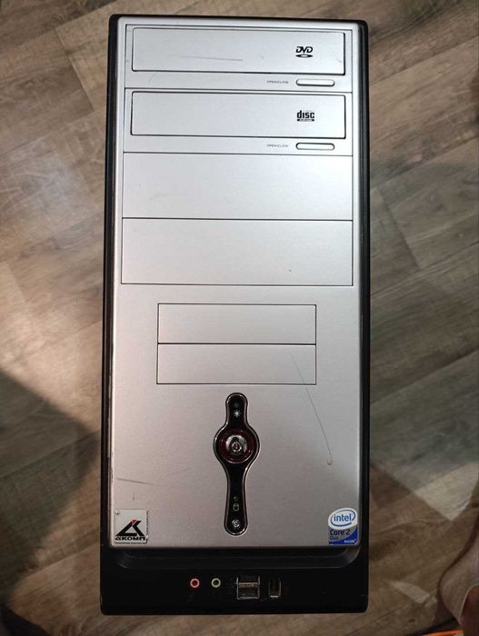 Комп'ютер / системний блок 3Гб ОЗУ 2 ядра по 3ГГц  HDD - 200Гб