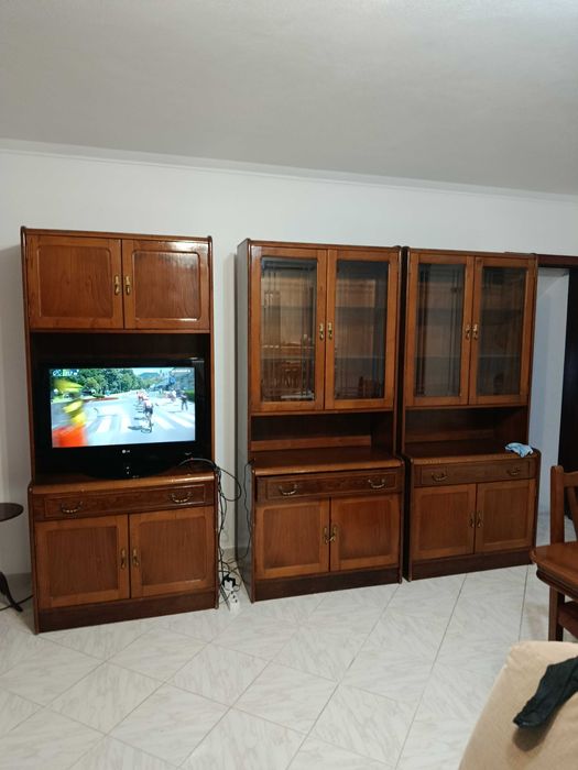 Móvel de sala em bom estado
