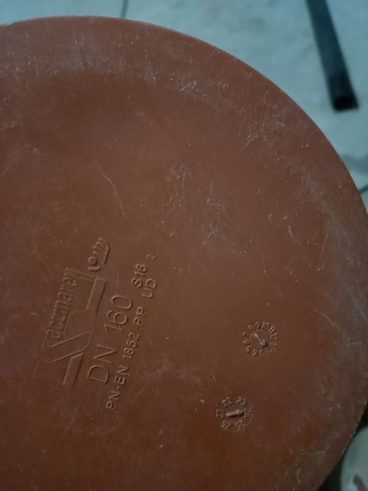 Korek  zaślepka do rury kanalizacyjnej 160