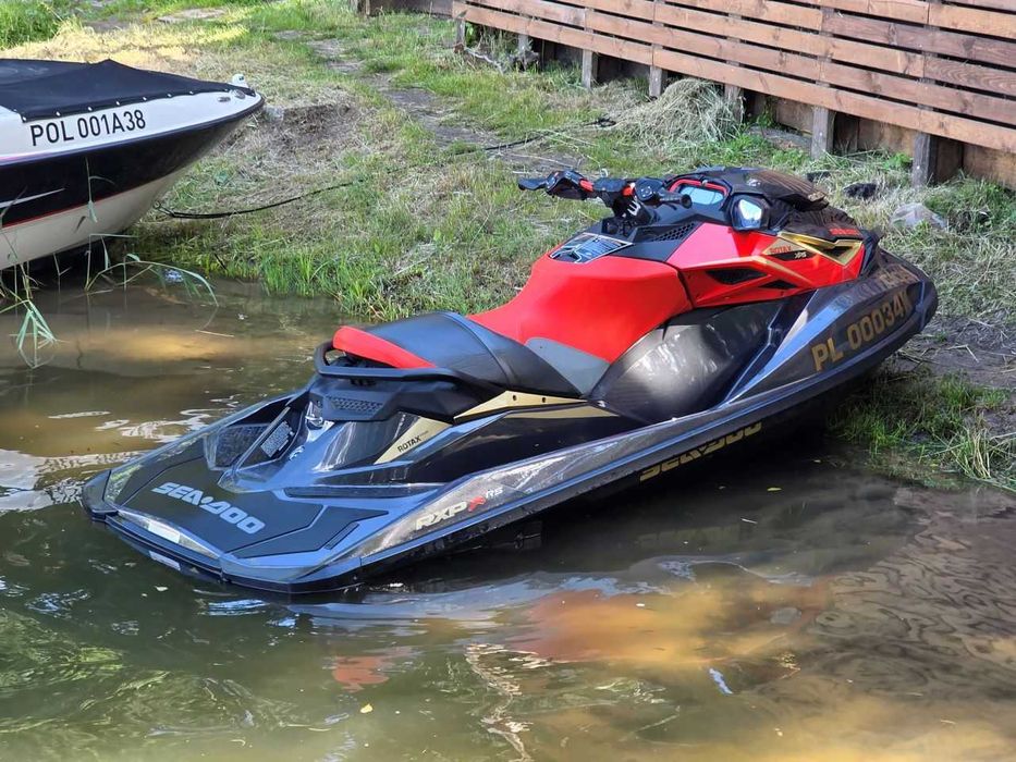 skuter wodny SeaDoo RXP 300 RS -- salon PL -- 84 mtg