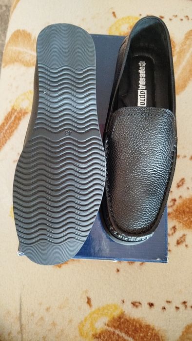 Продам макасіни, шкіра. Forvard orto.