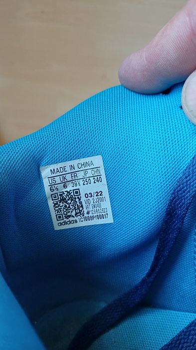 Buty marki Adidas wysokie 39 rozmiar