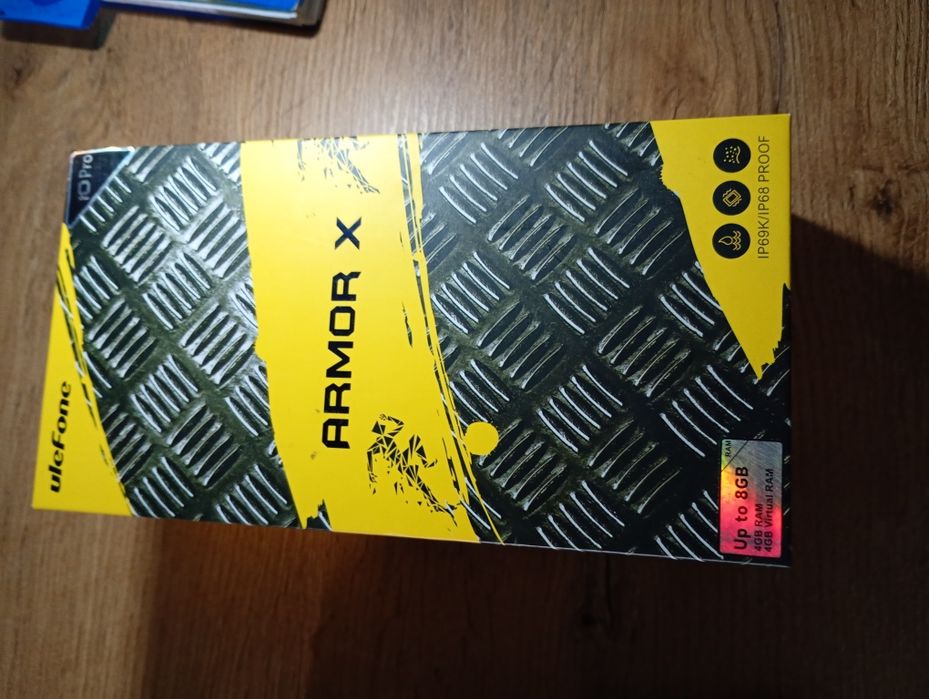 Smartfon  Ulefone Armor X10 Pro.