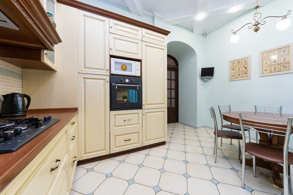 5к Михайлівська 15, Майдан, Крещатик, паркування