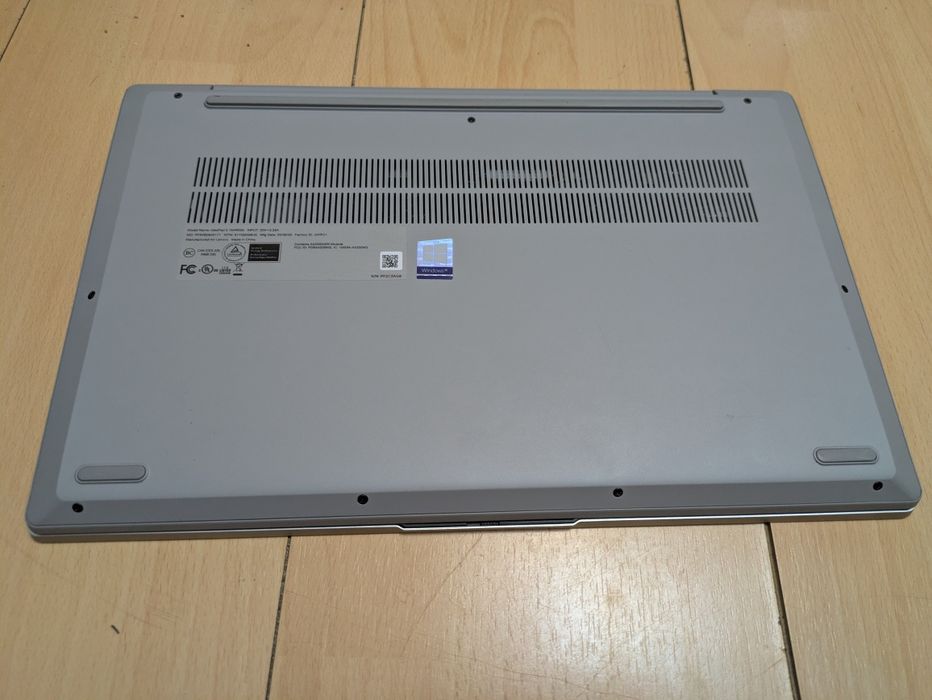 Lenovo IdeaPad 5 15ARE05 FHD  Ryzen 5 4500/8GB/256GB SSD