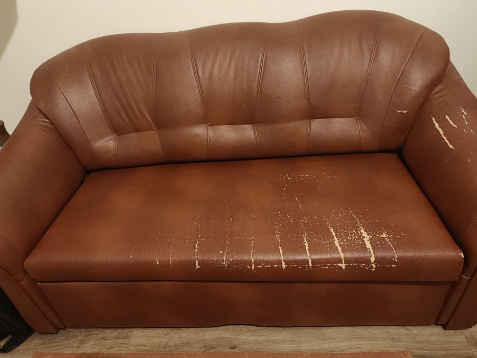 Sofa rozkładana dwuosobowa skora eko -oddam