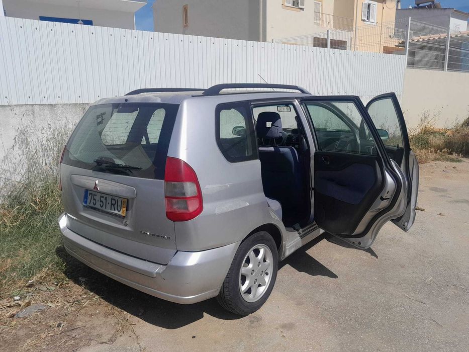 Carro Mitsubishi usado