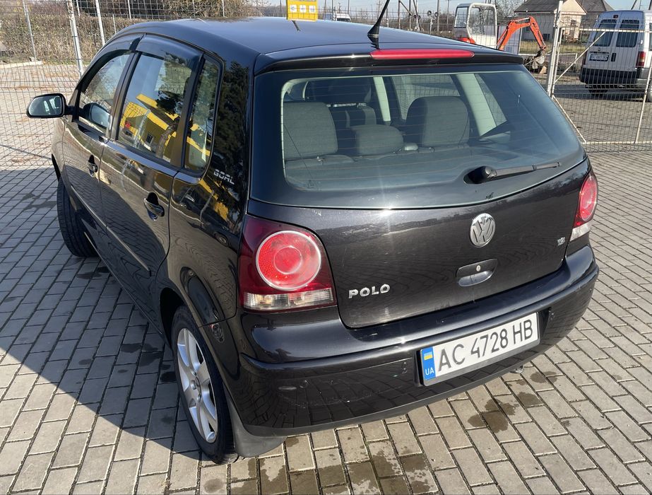 Volkswagen Polo 2006 рік, 1.4 бензин