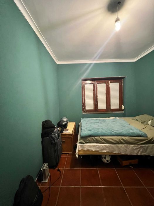 Quarto individual Caxias proximo a estação homem ou mulher