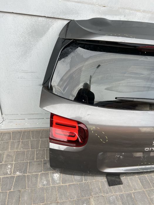 Citroen c5 aircross кришка багажиіка кляпа.