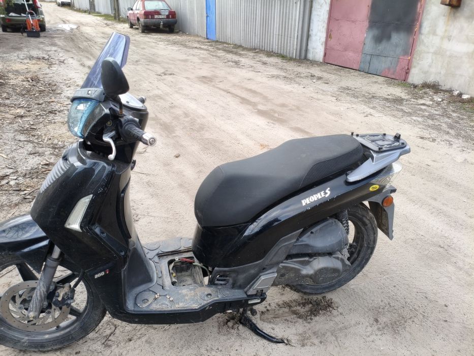Продам скутер Kymco people s 200 кубов
