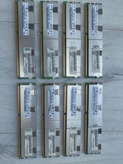 Pamięć RAM Samsung  DDR3 ECC 32GB (4  moduły) X79 X99