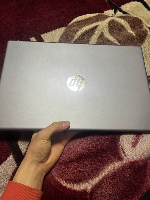 Продам ноутбук HP 250 G10 B2NR1ES
