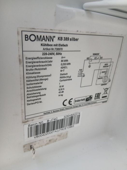 Mała lodówka z małym zamrażarnikiem firmy BOMANN  energooszczędna A ++