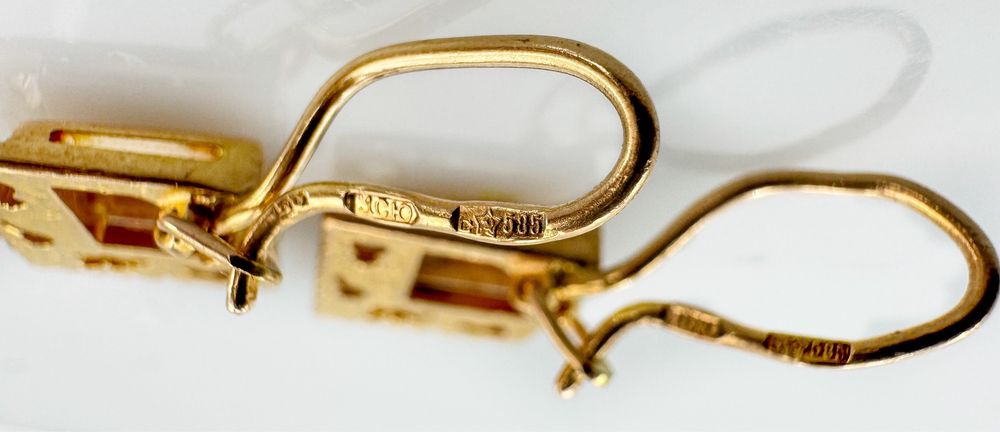 Золотые серьги 583