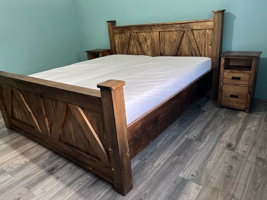 Łóżko sypialniane drewno sosnowe