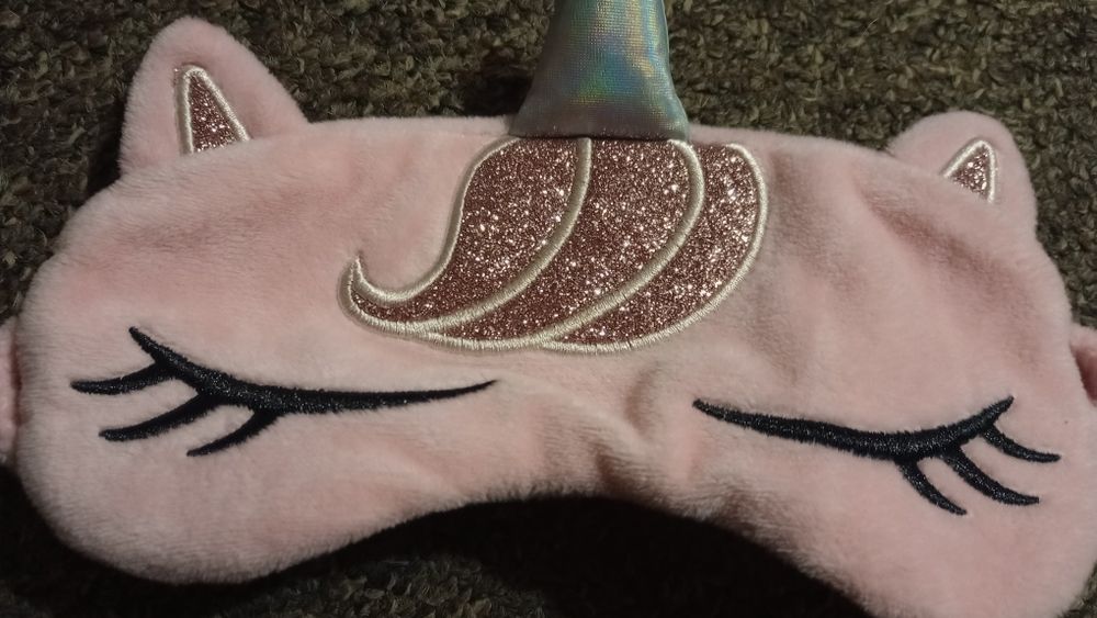 Sprzedam opaskę do spania Unicorn