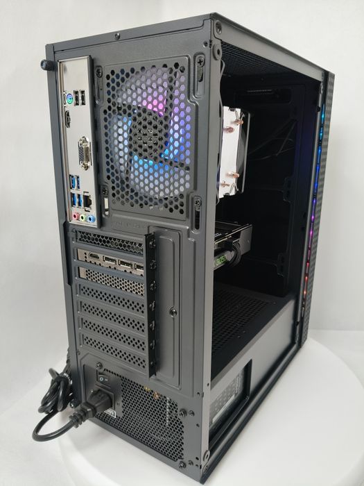 Komputer do Gier,Ryzen 5 5500,32 GB RAM, RTX 3050, SSD, Win 11