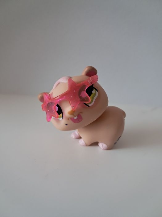 Littlest pet shop lps
