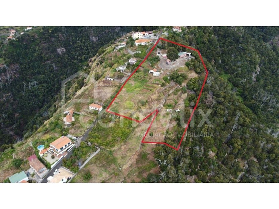 Terreno Plano com Vista Mar e Vista Aeroporto - Santa Cruz