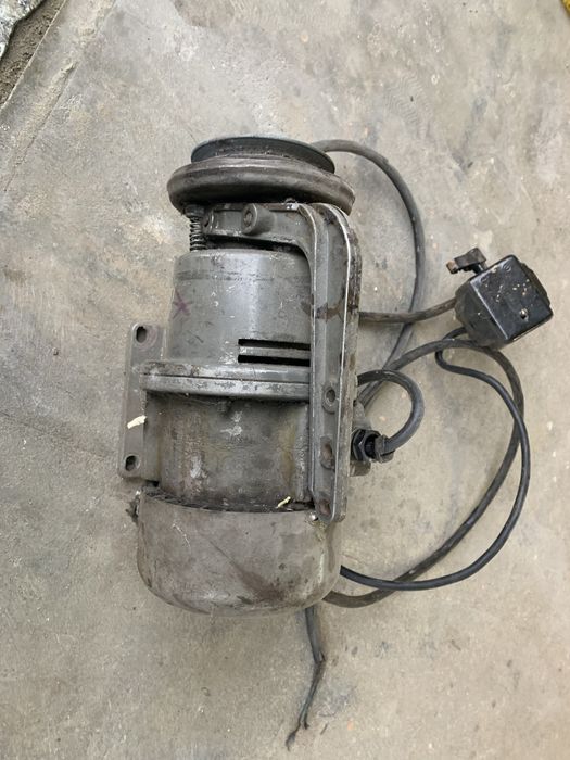 Silnik elektryczny ze sprzęgłem besel