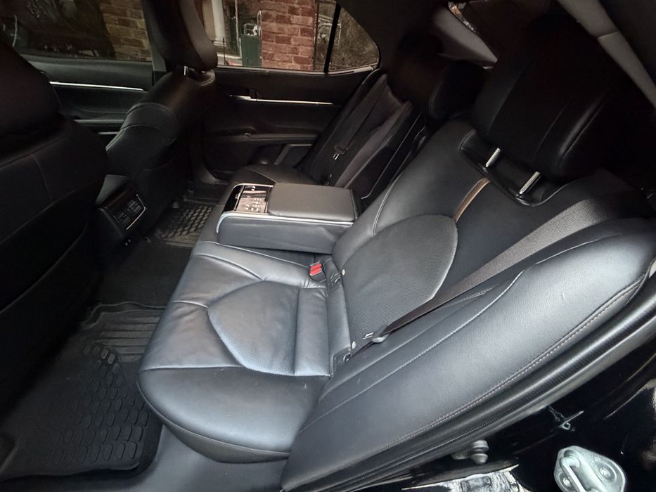 Оригинальный салон,сиденья,сидушка,дверная карта toyota camry 70