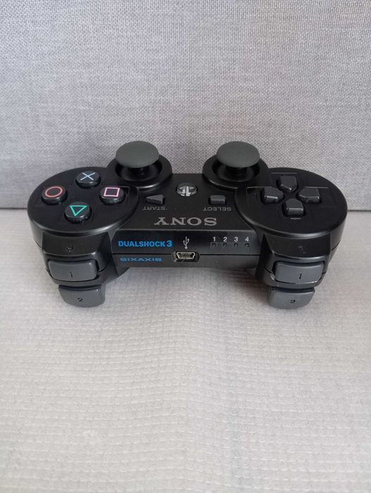 Comando original Sony dualshock 3 PS3 PlayStation 3 + 1 jogo à escolha (aceito retoma de jogos PS1 e PS2 do meu interesse)