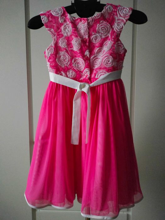 Святкове плаття для дівчинки на 8-9 р