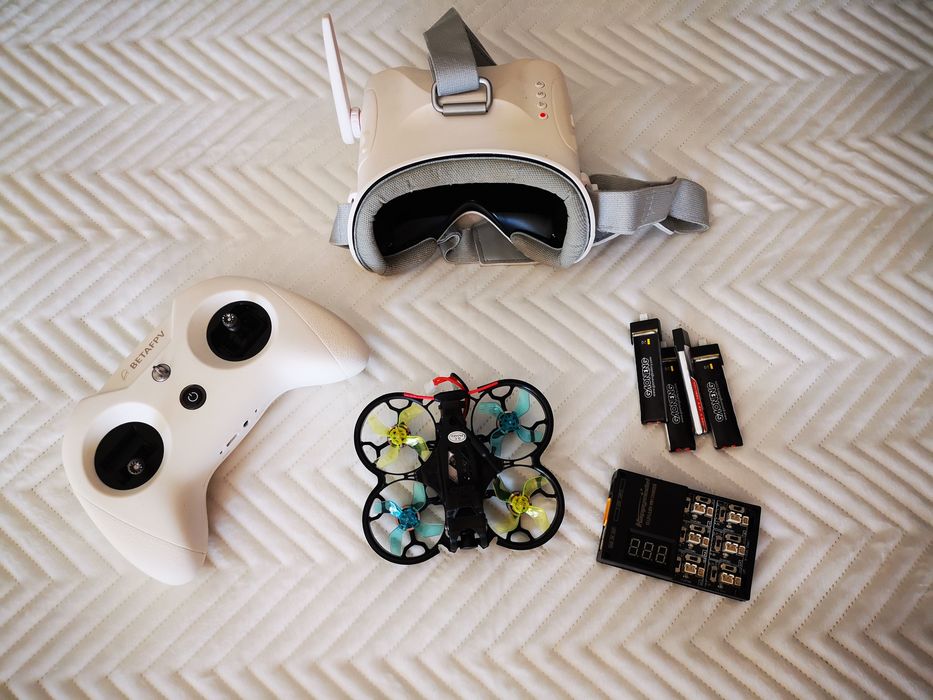 Dron FPV GepRc TinyGo 4k elrs sub250g