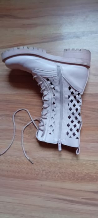 Buty wyższe rozm 36