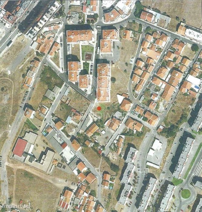 Terreno Urbano para construção de Moradia, Amadora.