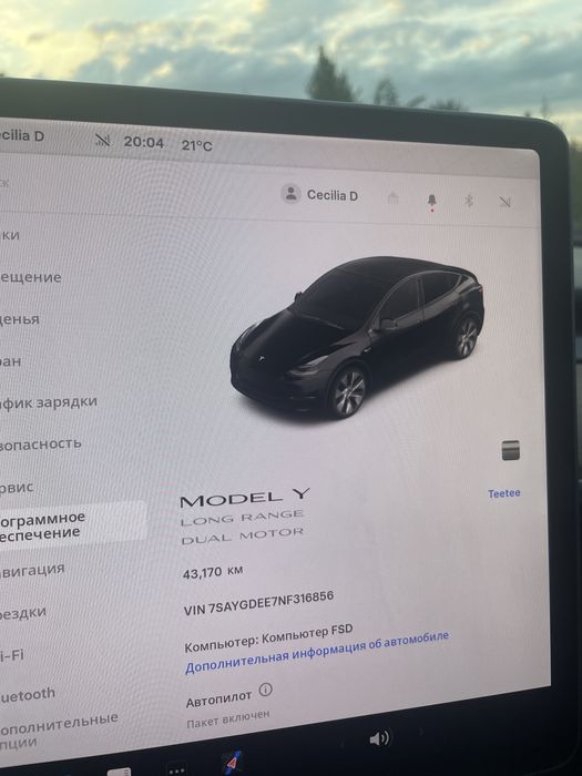 Tesla model Y 2021 тесла модел Y