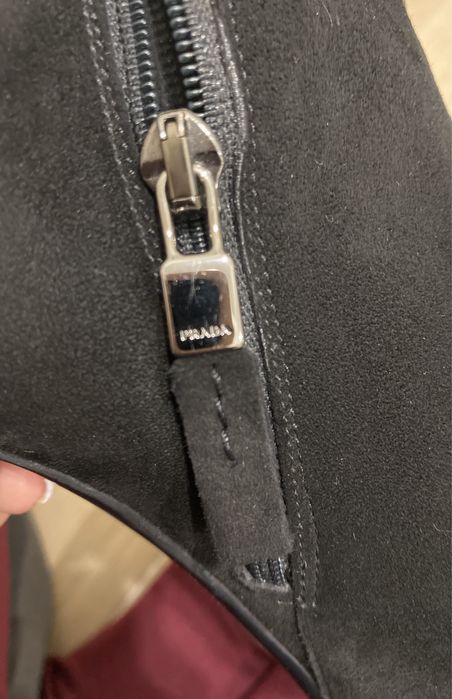 Замшеві ботильйони Prada р. 38-37