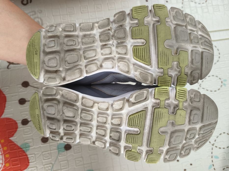Buty damskie Reebok mięciutkie wkładki 39