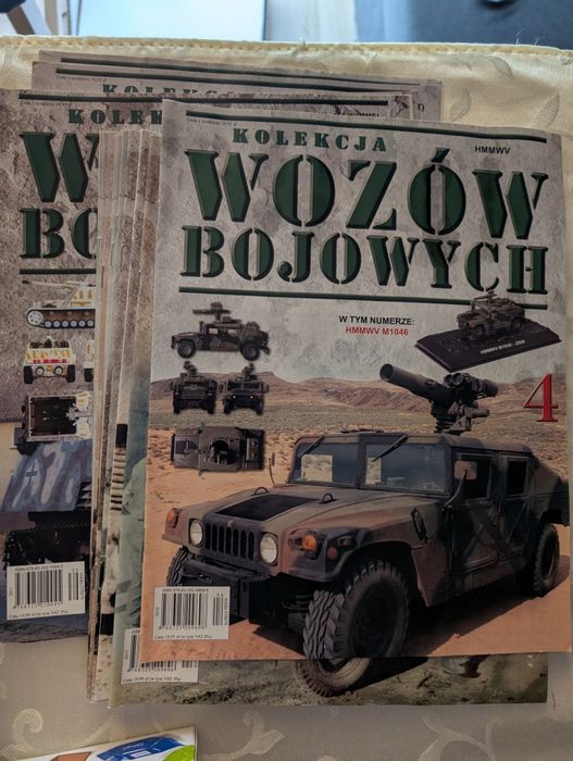 Kolekcja wozów bojowych oraz inne modele