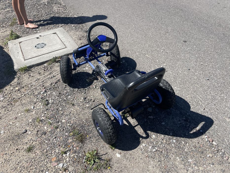 Quad dzieciecy na pedaly