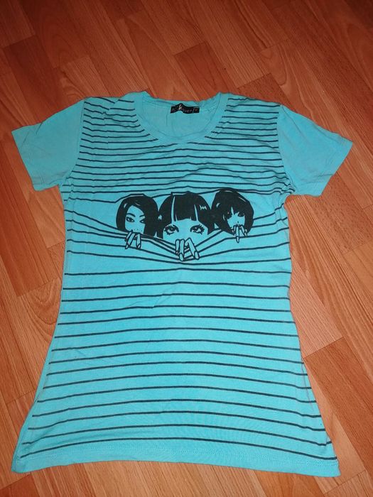 T-shirty S