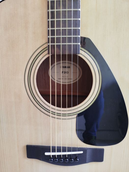 Guitarra Yamaha F310